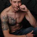 Sexy Harrisburg body builder, age 26, looking for fun and hot sex!